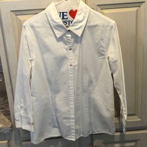 EUC 3/4 sleeves Liz Claiborne White Blouse Sz Med.